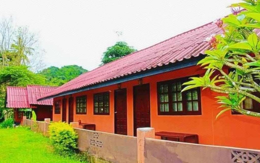 Umphangburiresort Exterior foto